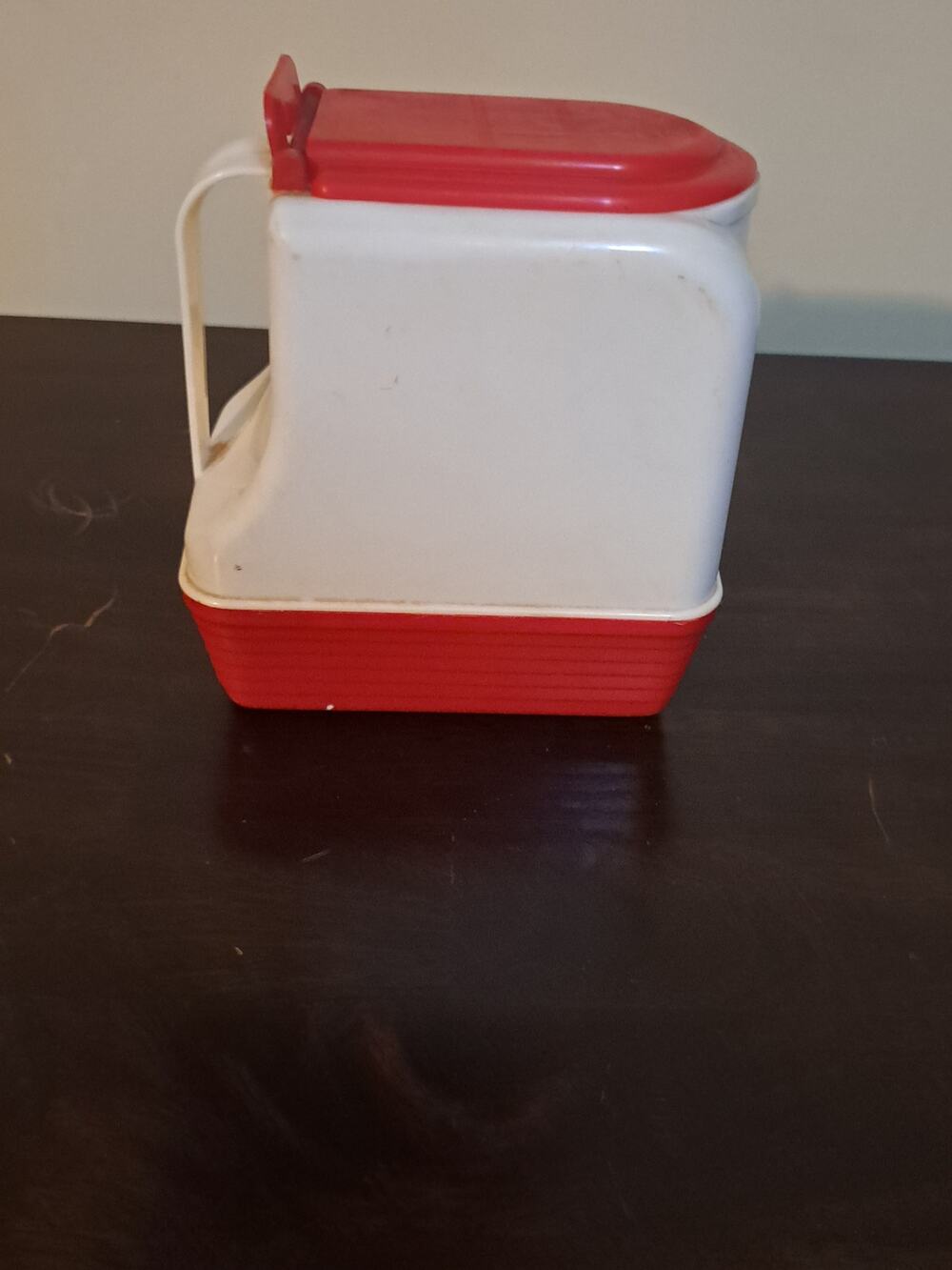 Vintage Lustro Ware Pitcher L-45 Red And White 2 Qt Made in USA MCM